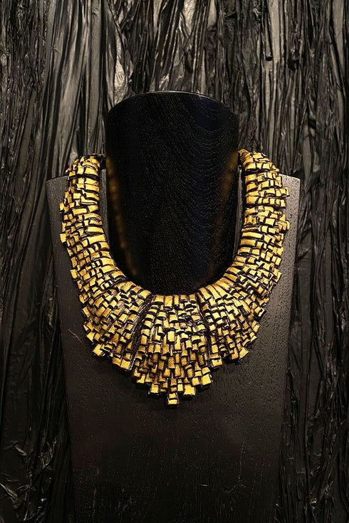 Black/Gold